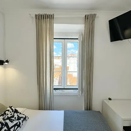 Проживание в семье Solmar House